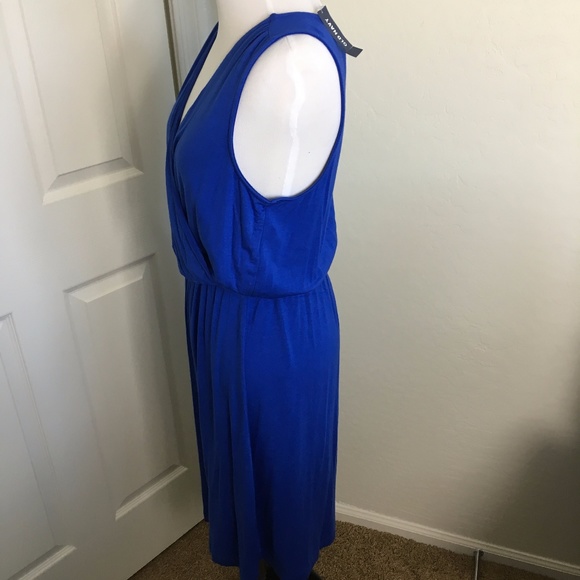 NWT Old Navy Blue Sheath Key Hole Dress - Picture 3 of 5